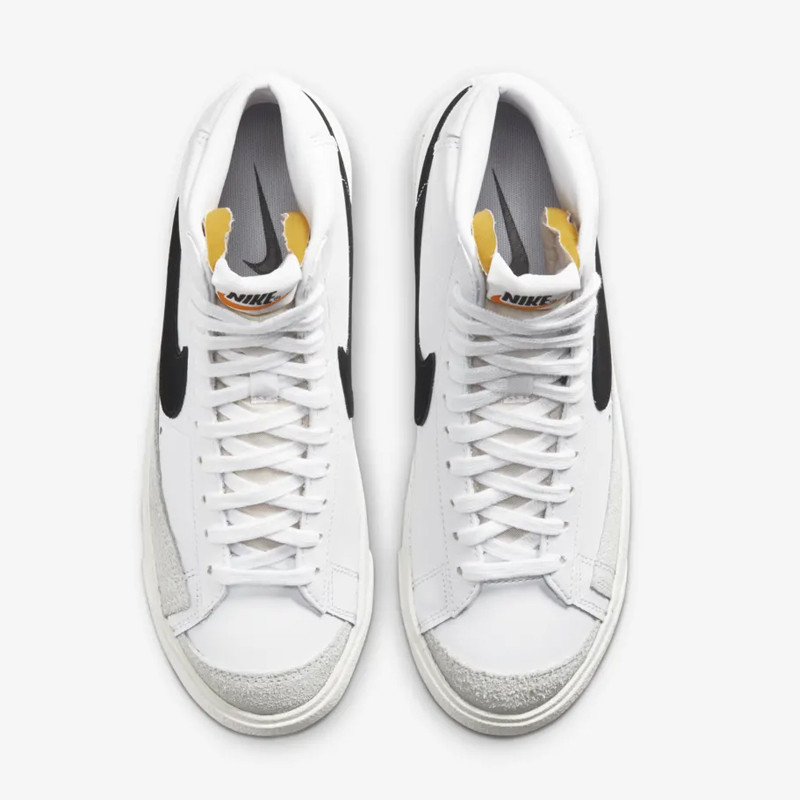 Jual Sepatu Sneakers Wanita Nike Wmns Blazer Mid '77 Vintage White Original Cz1055-100 - hoops.sakaraguna.com