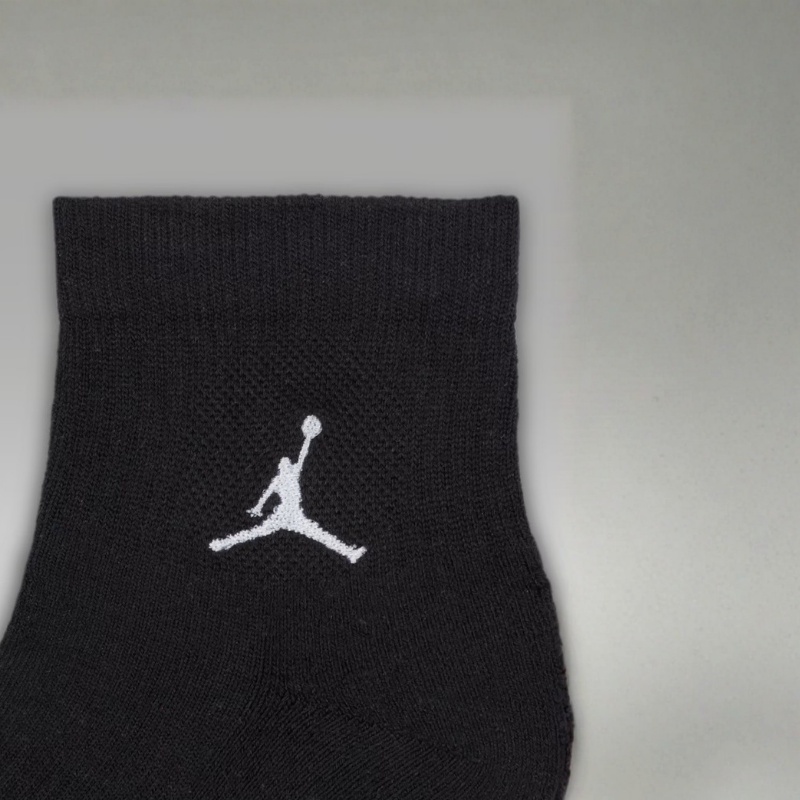 Jual Kaos Kaki Basket Air Jordan Everyday Ankle Socks 3 Pairs Multicolor Original Dx9655-902 - hoops.sakaraguna.com