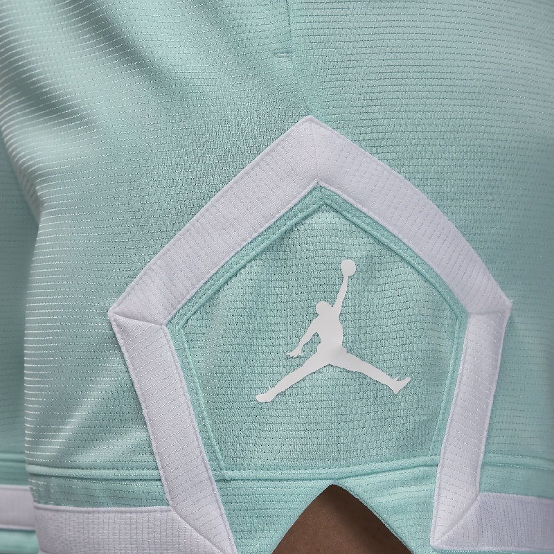 Jual Celana Basket Wanita Nike Wmns Sport 4 Inch Diamond Shorts Light Dew Original Fn5134-368 - hoops.sakaraguna.com