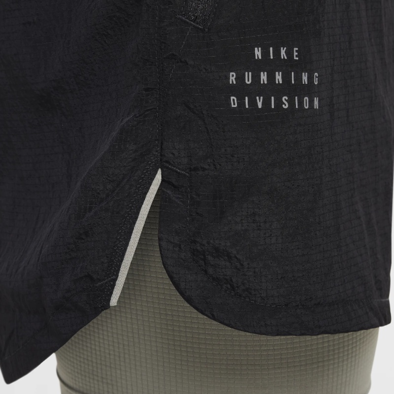 Jual Celana Lari Nike Stride Division Dri-Fit Water-Repellent 2-In-1 Shorts Black Original Fz1136-010 - hoops.sakaraguna.com