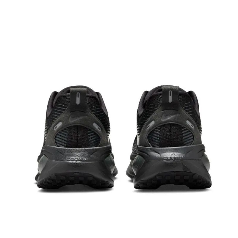 Jual Sepatu Lari Nike Nike Vomero 18 Black - Black-Dk Smoke Grey-Lt Smoke Grey Original Hm6803-005 - hoops.sakaraguna.com