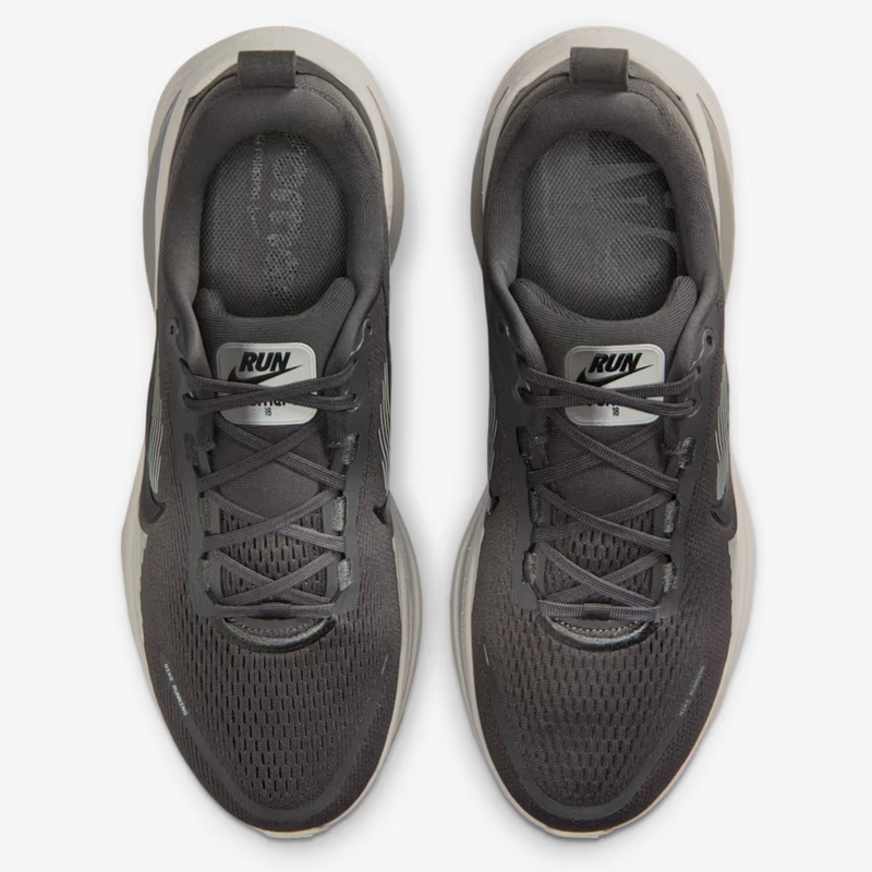 Jual Sepatu Lari Nike Vomero 18 Medium Ash Original Hm6803-215 - hoops.sakaraguna.com