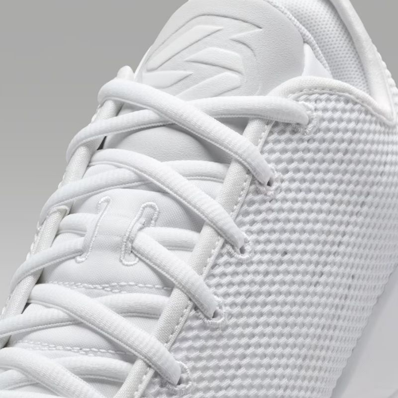 Jual Sepatu Basket Air Jordan Luka .77 Pf Triple White Original If1611-100 - hoops.sakaraguna.com