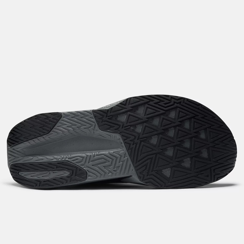 Jual Sepatu Lari New Balance Fuelcell Rebel V5 Black With Castlerock And Silver Metallic Original Mfcxlc5 - hoops.sakaraguna.com