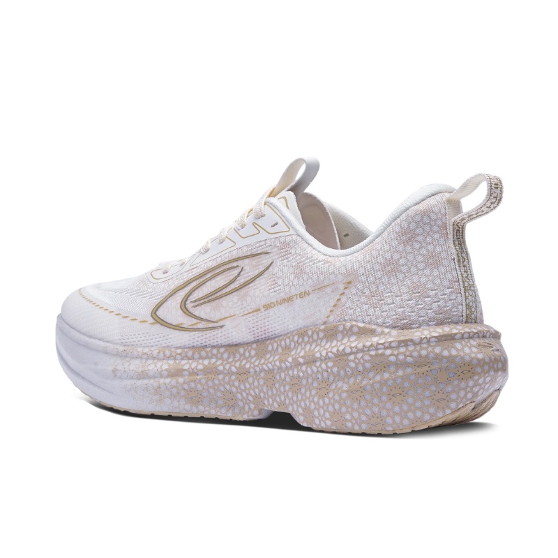 Jual Sepatu Lari Nineten Aurorun 2.0 11Th Anniversary Putih Beige-Emas Original N554657654676 - hoops.sakaraguna.com