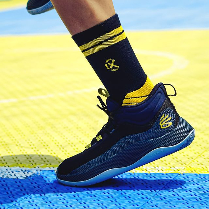 Jual Kaos Kaki Basket Rechampx Performance Crew Sock 1X Black Gold Original Skpc101070 - hoops.sakaraguna.com