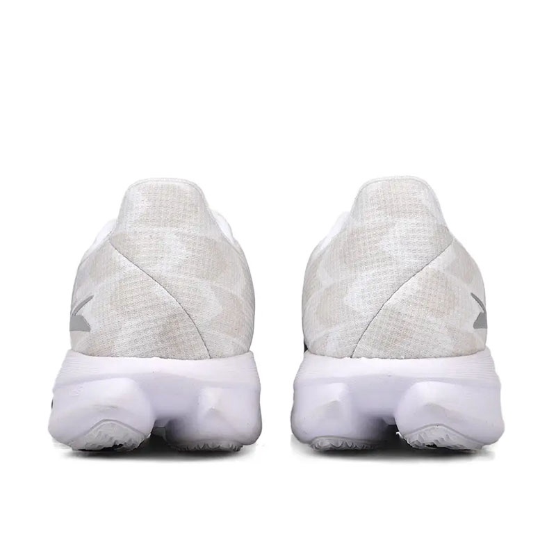 Jual Sepatu Lari Specs Flybird Sv Subs1 White-Black Original Spe1040060 - hoops.sakaraguna.com